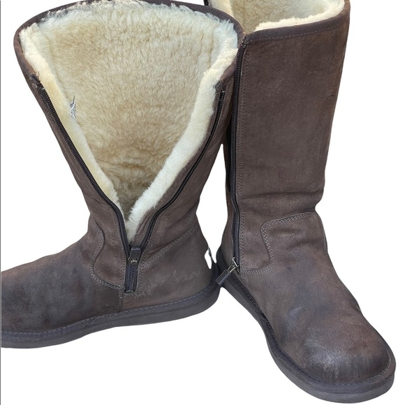 UGG Australia 5683 brown boots size 7 - Picture 3 of 13